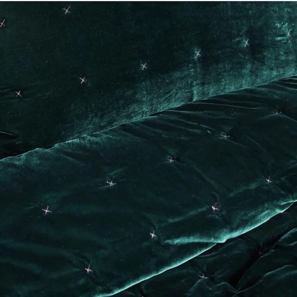 NWT Anthropologie Velvet Emery Quilt Twin size - Picture 2 of 9